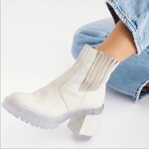 Free People James Chelsea Boot, 40